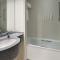 Delta Hotels by Marriott Waltham Abbey - Waltham Abbey