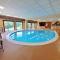 Mt Snow Condo with Pool Mountain Views Half Mile to Mtn - Dover