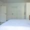 Pool View Apartment @Embassy Gardens