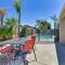 Private Pool and Patio Family Retreat in Mesa - ميسا