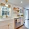 Rye Coastal Retreat with Deck and Outdoor Dining