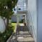 Sunny Thesen Islands Cottage