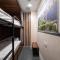 MISTO capsule hotel - 基辅