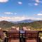 Rockcliff Retreat