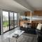 Absolute Waterfront at Woodlands