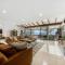Lakehouse 61