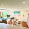 Serenity Now Shoal Bay Beach Front with All Linen, WiFi and Air Con