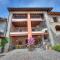 Il Borgo Lavanda and Ulivo Apartments