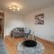 Mackie Residence - 3 Bed Apartment with parking - Westhill