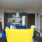 Sunrise Loft @Embassy Gardens (75sqm)