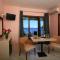 Faros Luxury Suites