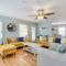 Lovely Tybee Island Home with Deck Less Than 1 Mi to Beach! - 泰比岛 Lovely Tybee Island Home with Deck Less Than 1 Mi to Beach! - 泰比岛