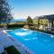 LUXURY VILLA ORIZZONTI - Regarda Travel