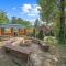 Luxury Cabin 45 Min to Asheville Hot Tub & Fire pit