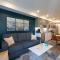 Downtown-Elevator-King Bed-Garage Parking-Laundry