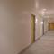 Downtown-Elevator-King Bed-Garage Parking-Laundry