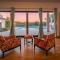 Villa Arton heated swimming-pool