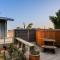 Omiha Oasis with seaviews and spa pool