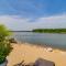 Lovely Lakefront Apartment with Boat Ramp Access - Clifton