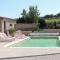 Cosy Holiday Home in Provence with Swimming Pool - Rasteau