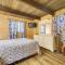 ⛰⛵️⛱Mt. Maplewood Lodge❤️Seasonal Specials ☆Poconos☆Cabin☆Hot⛷Tub☆Game Room☆