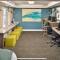Red Roof Inn PLUS & Suites Tampa