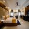 HUE GUH The Porto Candolim