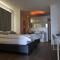 Zeno Suites