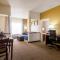 Comfort Suites Tulsa Central