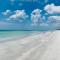 Tropical Indian Rocks Beach Suite A