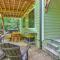 Amenity-Packed Holiday Home - Weaverville