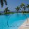Luxurious Private Beach Getaway Luxurious Private Beach Getaway