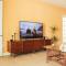 Tropical Paradise 3.5 BD/3BA Villa 10-Min to Beach - Нейплс