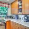 Lakefront Snohomish Cottage with Private Dock! - 史诺霍米须