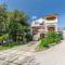 Apartments Davor