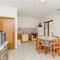 Apartments Davor