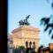 Peaceful apartment in piazza Venezia’s alleys