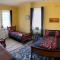 COMMERCIAL HOTEL KANIVA call to save dollars