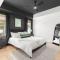 Huge Rooftop Patio at this Stunning Spacious House - Nashville