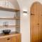 Jerusalem Central - Your Stylish Stay Near Shuk & Western Wall