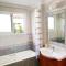 Villa Talassa with HEATED POOL, JACUZZI and 4x4 CAR - بييا