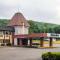Days Inn by Wyndham Berlin Meriden