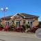 Palm Grove 28 - Golden Palm - Central heating, pet friendly, WiFi, bed linen - Meadow Lakes Caravan & Lodge Hire