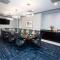 DoubleTree Suites by Hilton Hotel & Conference Center Chicago-Downers Grove - Даунерс-Гроув