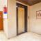 FabHotel Karpagam - 900m from Nehru Stadium