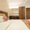 FabHotel Karpagam - 900m from Nehru Stadium