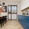 Cozy & Spacious Family Apartment by Noclegi Renters
