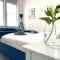 Wind and Waves Apartment by Seaside Llandudno