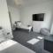 Wind and Waves Apartment by Seaside Llandudno