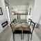 Beachside 2BR close 2 sand, town - لاغونا بيتش